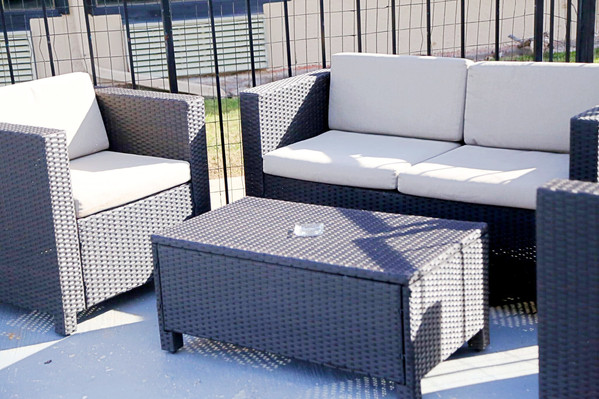 Outdoor Pool Lounge